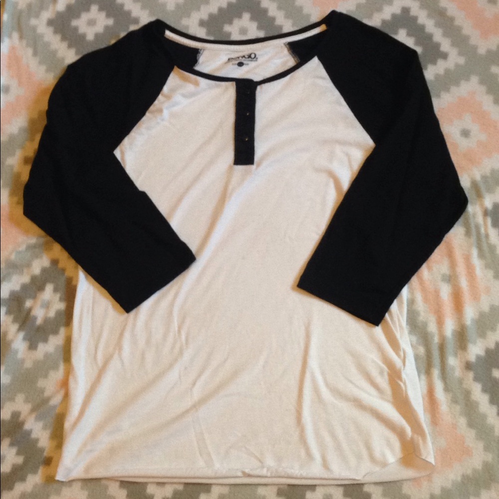 Girls baseball shirt! 🔥